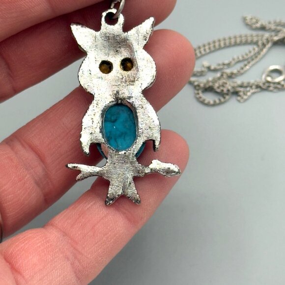 Vintage Owl Pendant Necklace Silver Chain Faux Turquoise & Green Gemstone Eyes - Picture 10 of 13